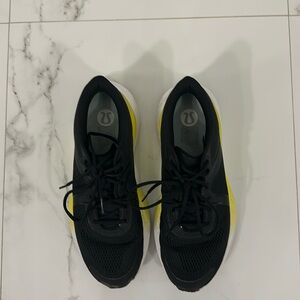Women’s Lulelemon Blissful Running Sneakers